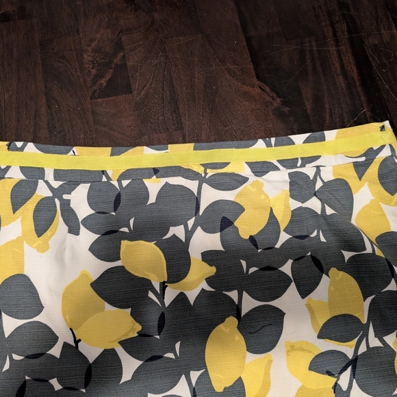 Floral Print Women's Skirt - Yellow and Gray - Picture 2 of 13
